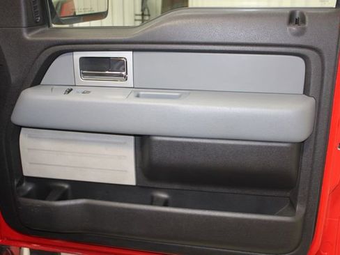 Used 2011 Ford F150 XLT w/ XLT Chrome Pkg image 17