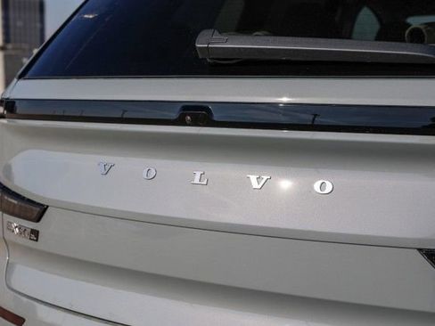 New 2025 Volvo EX90 Ultra image 8