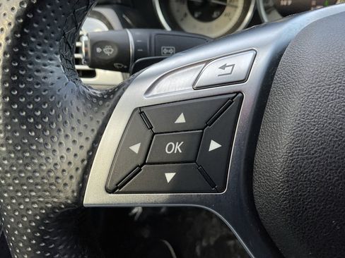 Used 2014 Mercedes-Benz CLS 550 4MATIC image 19