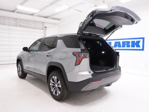 New 2026 Chevrolet Equinox LT image 8