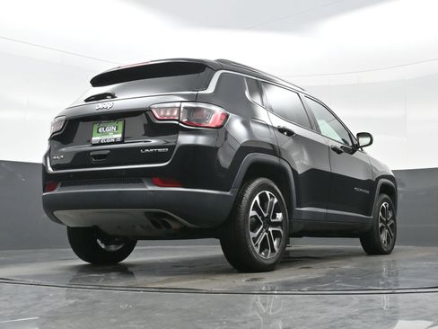 Used 2022 Jeep Compass Limited AWD/4WD image 28