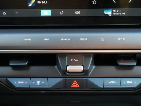 Certified 2024 Kia EV9 Wind image 23