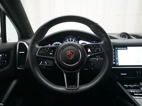 Certified 2023 Porsche Cayenne GTS AWD/4WD image 20