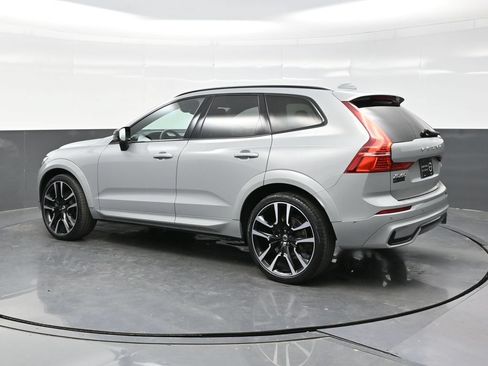 Used 2024 Volvo XC60 B5 Ultimate w/ Protection Package Premier AWD/4WD image 4