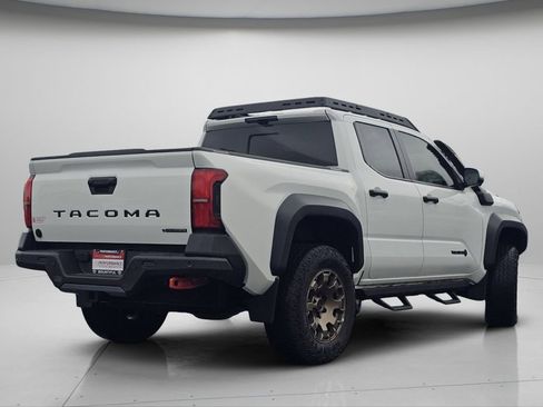 Certified 2024 Toyota Tacoma Trailhunter image 25