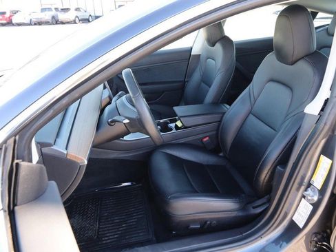 Used 2020 Tesla Model 3 Long Range image 9