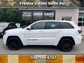 Used 2021 Jeep Grand Cherokee Laredo X image 1