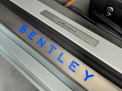 Used 2024 Bentley Continental GT Azure image 14