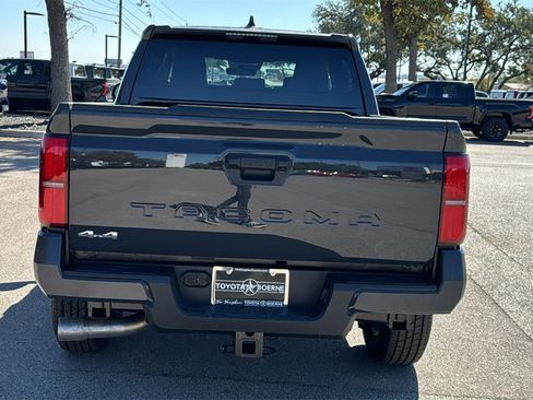 New 2025 Toyota Tacoma SR5 image 7