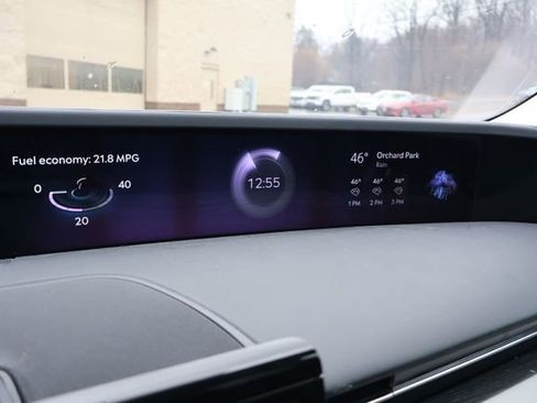 Used 2025 Lincoln Nautilus Reserve image 8