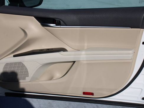 Certified 2021 Toyota Camry LE image 19