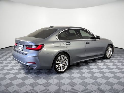 Used 2024 BMW 330i Sedan w/ Convenience Package RWD image 9