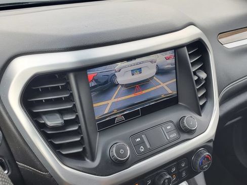 Used 2021 GMC Acadia SLE w/ Driver Convenience Package FWD image 31