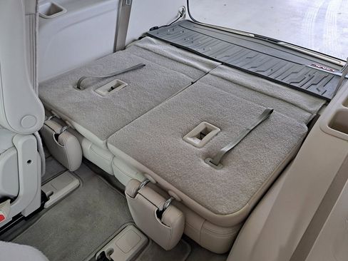 Used 2021 GMC Acadia Denali w/ Denali Technology Package image 32