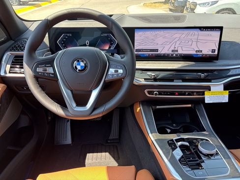 New 2026 BMW X5 xDrive40i w/ Climate Comfort Package AWD/4WD image 18
