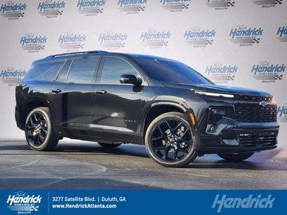 Used 2025 Chevrolet Traverse RS