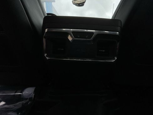 Certified 2025 GMC Sierra 2500 Denali Ultimate image 21