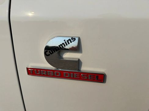 Used 2026 RAM 3500 Laramie AWD/4WD image 31
