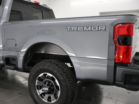 Used 2024 Ford F250 XLT w/ Tremor Off-Road Package image 33