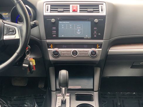 Used 2016 Subaru Outback 2.5i Limited AWD/4WD image 33