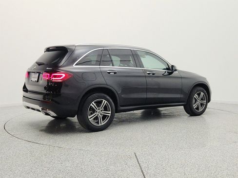 Used 2020 Mercedes-Benz GLC 300 4MATIC image 5
