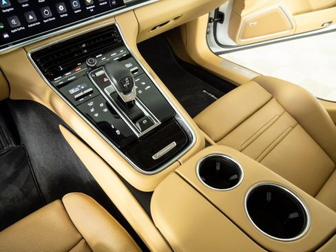 Certified 2023 Porsche Panamera 4 image 18