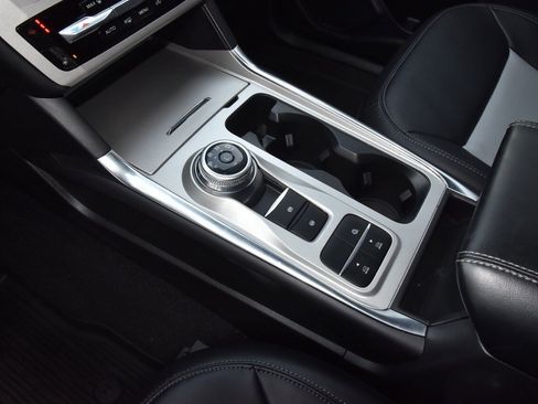 Certified 2023 Ford Explorer XLT w/ Equipment Group 202A image 31