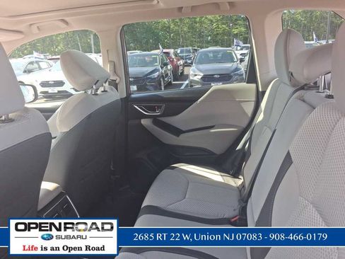 Used 2023 Subaru Forester Premium AWD/4WD image 18