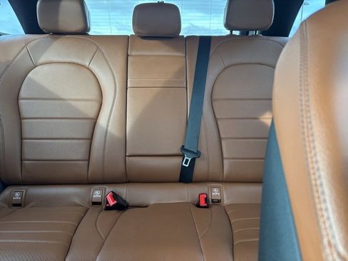 Used 2022 Mercedes-Benz GLC 300 4MATIC image 48