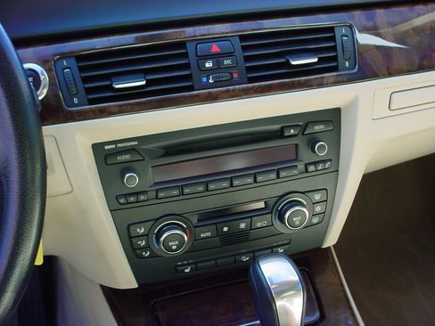 Used 2007 BMW 328xi Coupe image 21