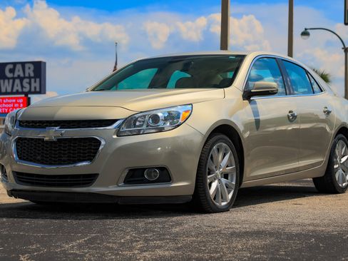 Used 2016 Chevrolet Malibu LTZ image 4
