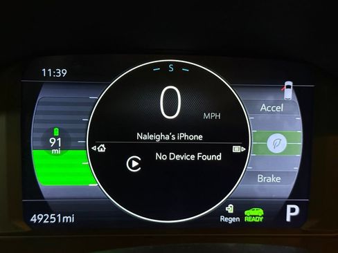 Used 2023 Chevrolet Bolt EUV LT FWD image 13