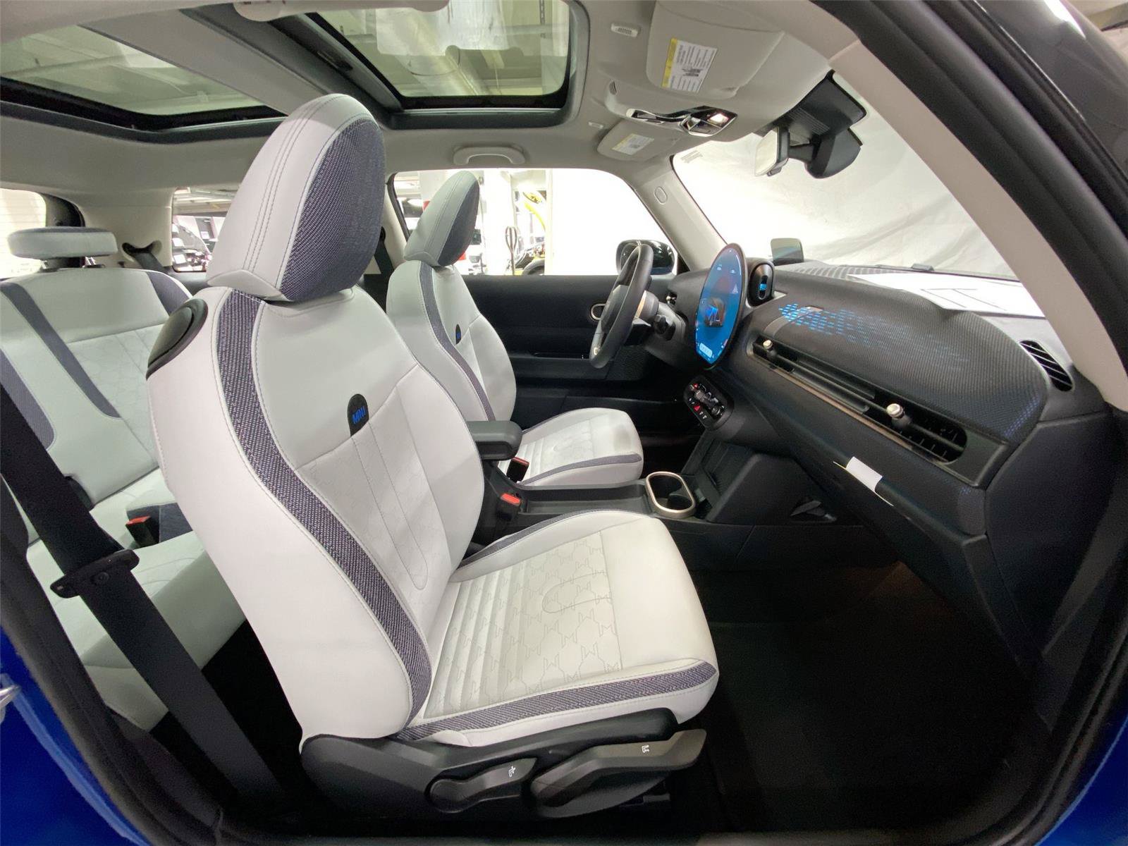 Used 2025 MINI Cooper S FWD image 30