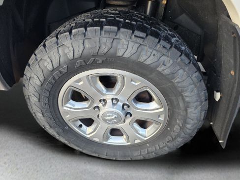 Used 2017 RAM 3500 Laramie image 37