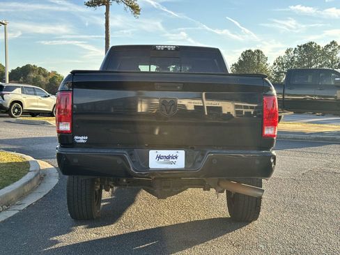 Used 2016 RAM 2500 Big Horn w/ Black Appearance Group image 9