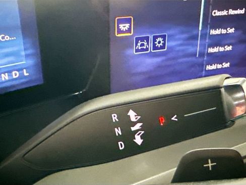 New 2026 Chevrolet Traverse LT w/ Midnight/Sport Edition image 18