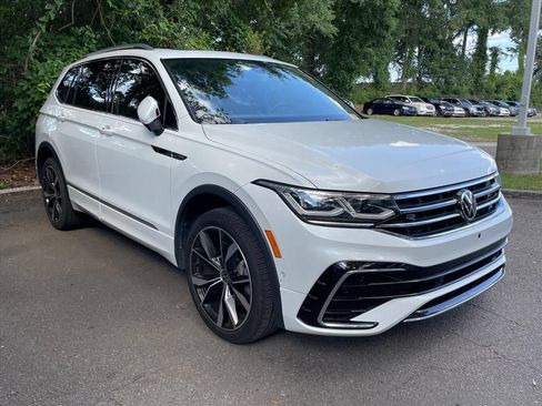 Used 2022 Volkswagen Tiguan SEL R-Line AWD/4WD image 1