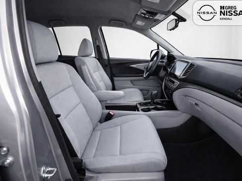 Used 2018 Honda Pilot EX image 8