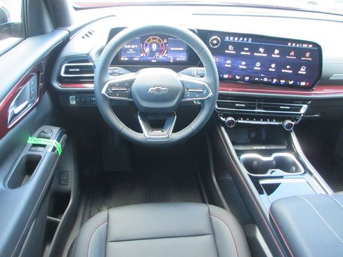 New 2026 Chevrolet Traverse Z71 w/ Driver Confidence Package image 15