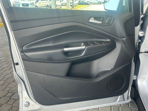 Used 2019 Ford Escape SEL image 37