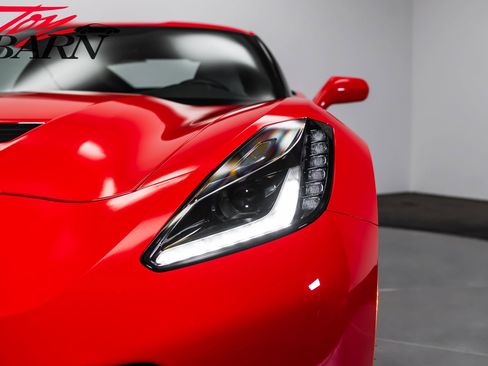 Used 2015 Chevrolet Corvette Stingray Coupe RWD image 18