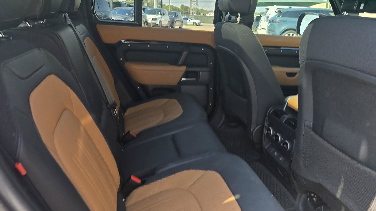 Certified 2024 Land Rover Defender 110 X AWD/4WD image 9