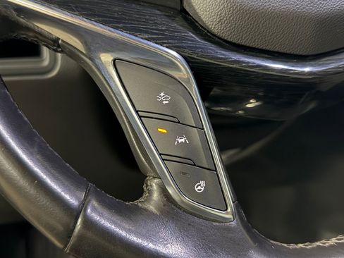 Used 2020 Cadillac XT5 Premium Luxury AWD/4WD image 25