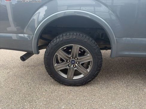 Used 2020 Ford F150 XLT w/ Equipment Group 302A Luxury AWD/4WD image 12