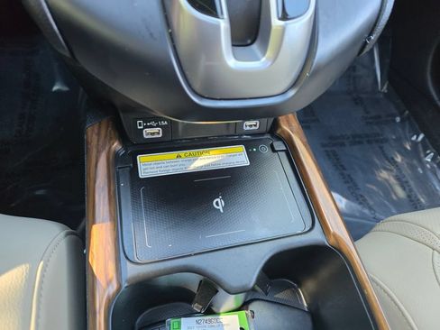 Used 2021 Honda CR-V Touring image 25