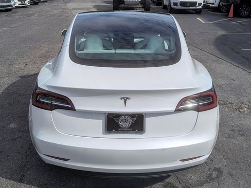 Used 2021 Tesla Model 3 Standard Range Plus image 8