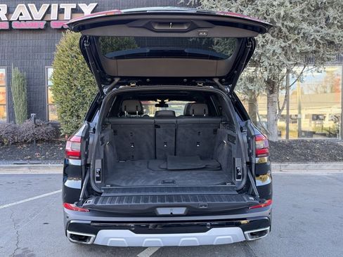 Used 2022 BMW X5 sDrive40i w/ Parking Assistance Package image 17