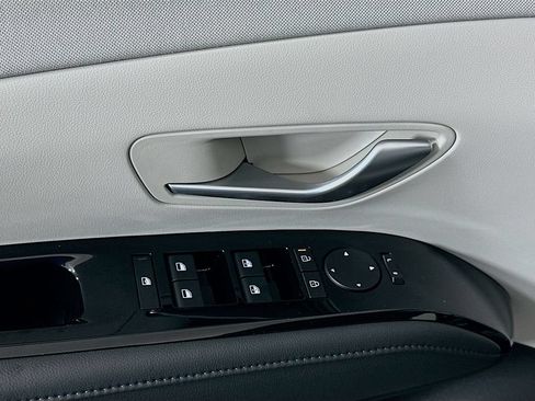 New 2026 Hyundai Tucson Limited FWD image 19