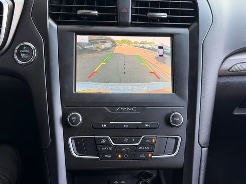 Used 2020 Ford Fusion SE w/ Equipment Group 151A FWD image 39
