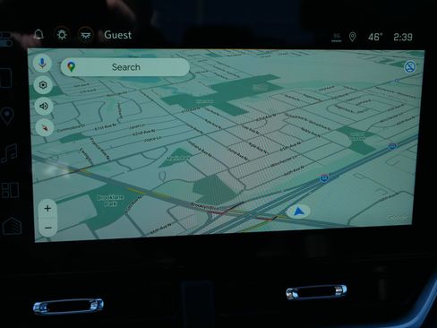 New 2026 Chevrolet Equinox LT w/ Convenience Package II image 7